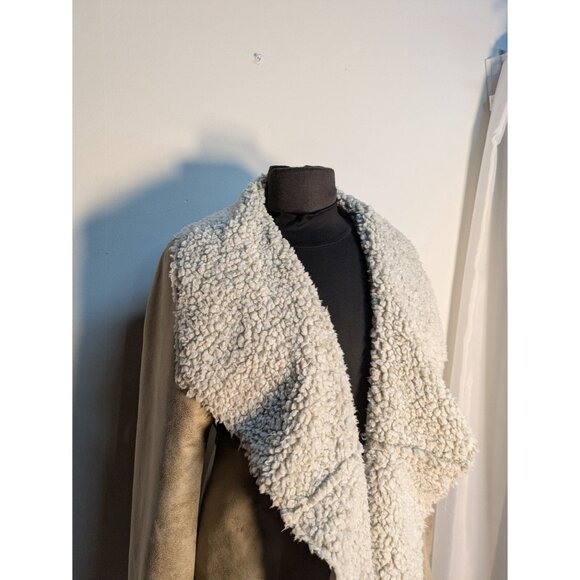 Dylan Faux Suede Open Front White Shearling, Size M - Picture 6 of 14
